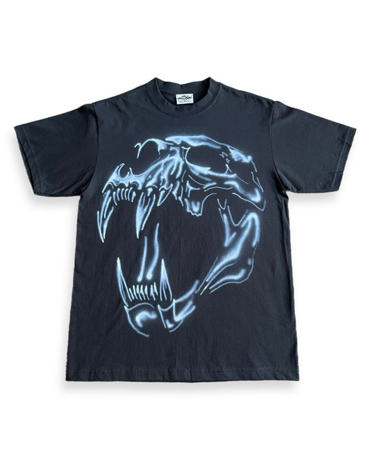 skull airbrush tee